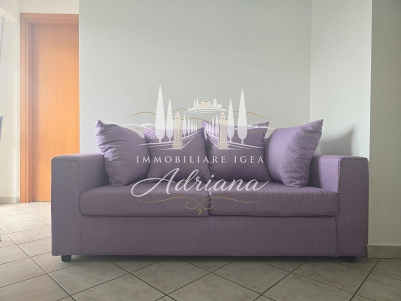 Quadrilocale in Vendita a Monteroni d'Arbia, zona Ponte a Tressa, 169'000&euro;, 90 m², arredato, con Box