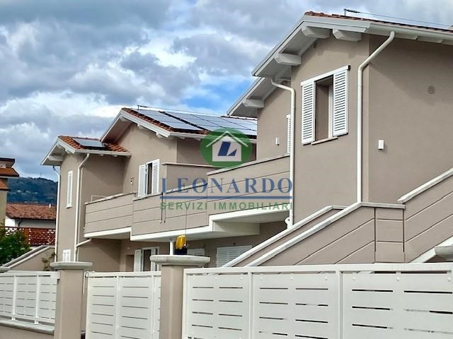 Quadrilocale in Vendita a Massa e Cozzile, zona Traversagna, 270'000&euro;, 101 m²