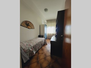 Appartamento in Vendita a Gubbio, 80'000&euro;, 100 m², con Box
