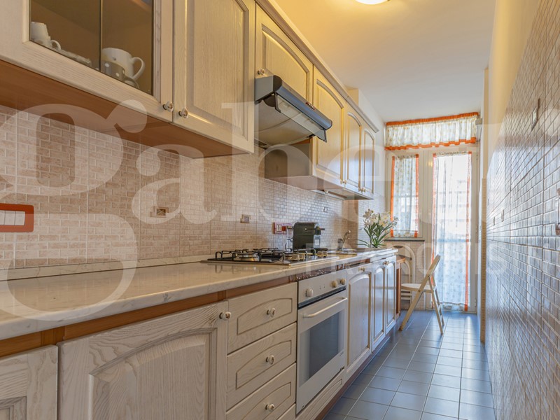 Quadrilocale in Vendita a Latina, 250'000&euro;, 140 m²