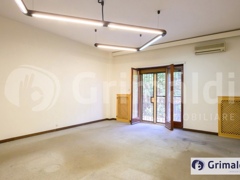 Appartamento in Vendita a Roma, 460'000&euro;, 150 m²