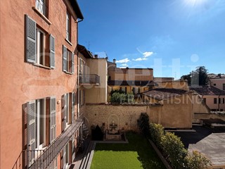 Quadrilocale in Vendita a Brescia, 645'000&euro;, 172 m²