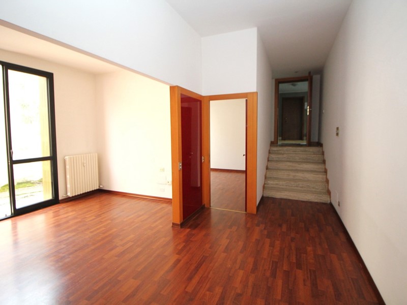 Bilocale in Vendita a Legnano, 125'000&euro;, 80 m²