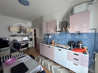 Bilocale in Vendita a Cesano Boscone, 145'000&euro;, 46 m²