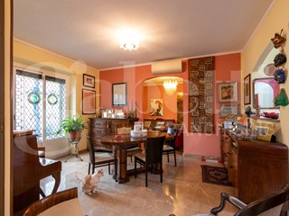 Appartamento in Vendita a Milano, 920'000&euro;, 182 m²