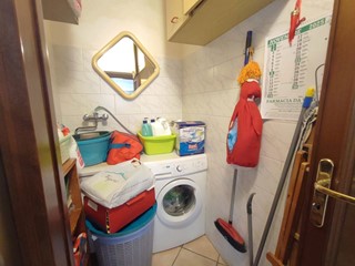 Appartamento in Vendita a Palermo, 269'000&euro;, 180 m²