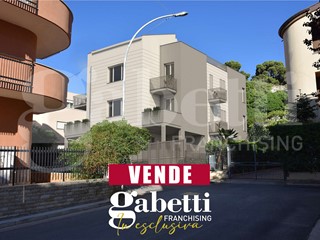 Quadrilocale in Vendita a Bagheria, 280'000&euro;, 154 m²