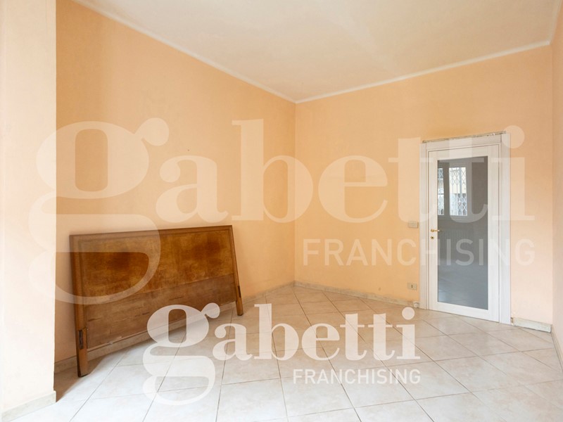 Quadrilocale in Vendita a Torino, 165'000&euro;, 100 m²