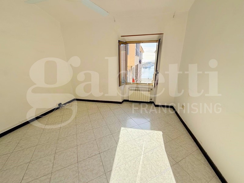 Quadrilocale in Vendita a Imperia, 130'000&euro;, 60 m²