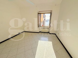 Quadrilocale in Vendita a Imperia, 130'000&euro;, 60 m²