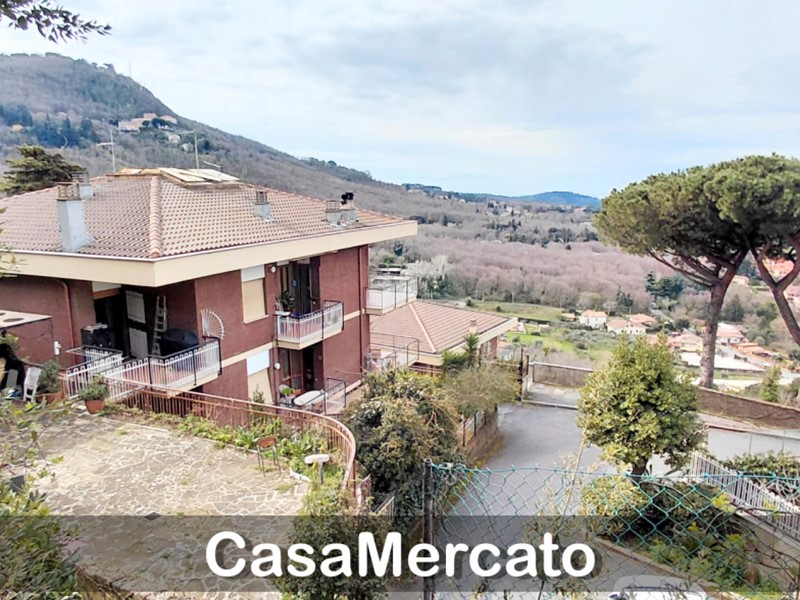 Trilocale in Vendita a Rocca di Papa, 200'000&euro;, 90 m²