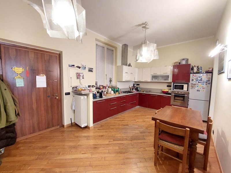 Trilocale in Vendita a Genova, zona Carignano, 340'000&euro;, 109 m²