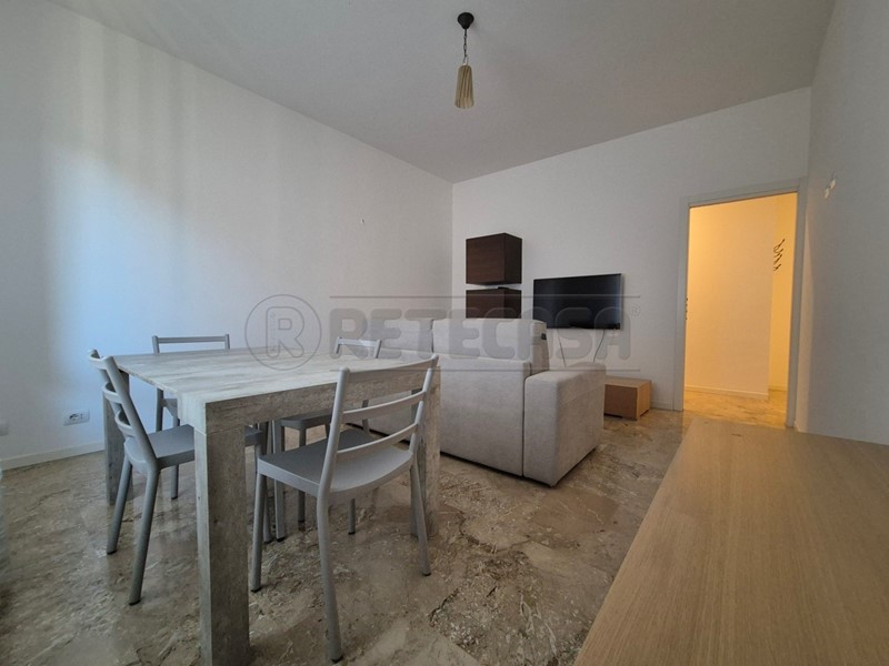 Trilocale in Vendita a Cremona, 189'000&euro;, 90 m², con Box