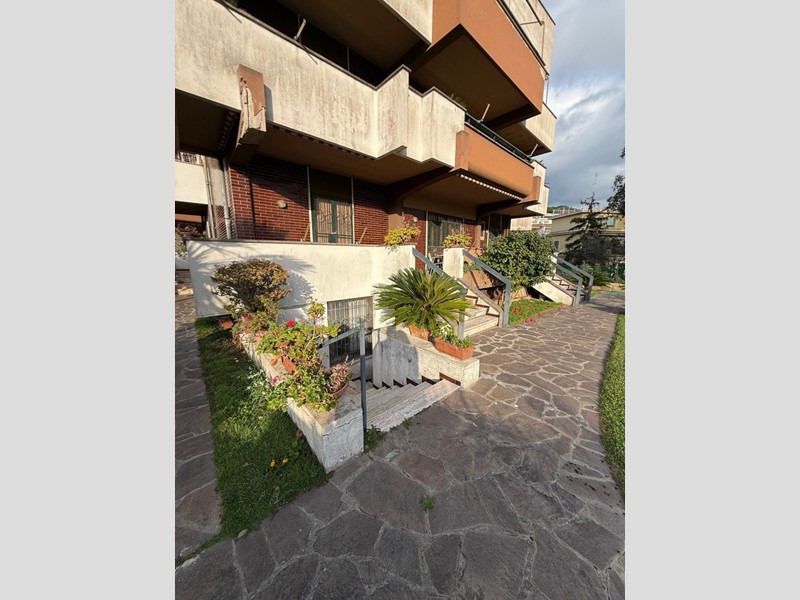 Quadrilocale in Vendita a Anzio, zona Santa Teresa, 325'000&euro;, 180 m²