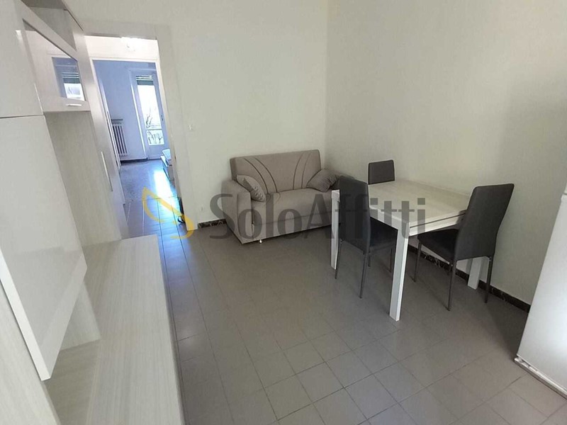 Trilocale in Affitto a Torino, zona Borgo Vittoria, 480&euro;, 55 m², arredato