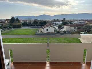 Quadrilocale in Vendita a Castelnuovo Magra, 210'000&euro;, 85 m², con Box