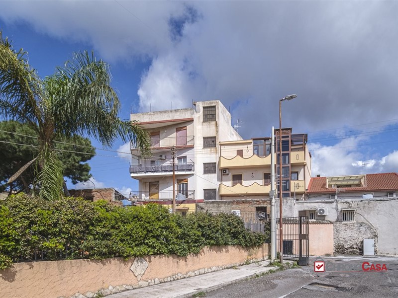 Quadrilocale in Vendita a Messina, 87'000&euro;, 130 m²