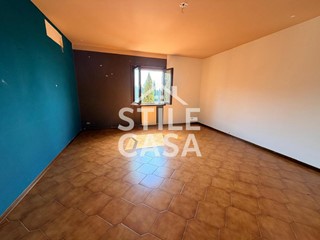 Appartamento in Vendita a Montecarlo, 200'000&euro;, 100 m², con Box