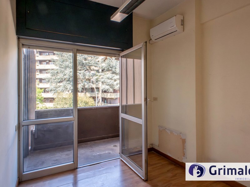 Trilocale in Vendita a Roma, 310'000&euro;, 100 m²