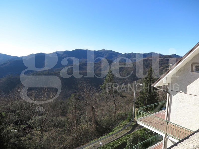 Quadrilocale in Vendita a Carrodano, 45'000&euro;, 60 m², arredato