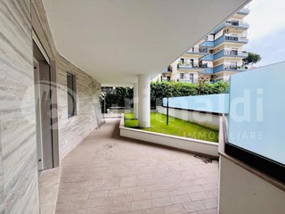 Bilocale in Vendita a Roma, 303'000&euro;, 65 m²