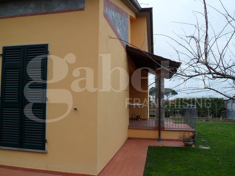 Trilocale in Vendita a Castelnuovo Magra, 595'000&euro;, 318 m²