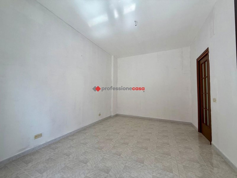 Trilocale in Vendita a Foggia, 118'000&euro;, 74 m², con Box