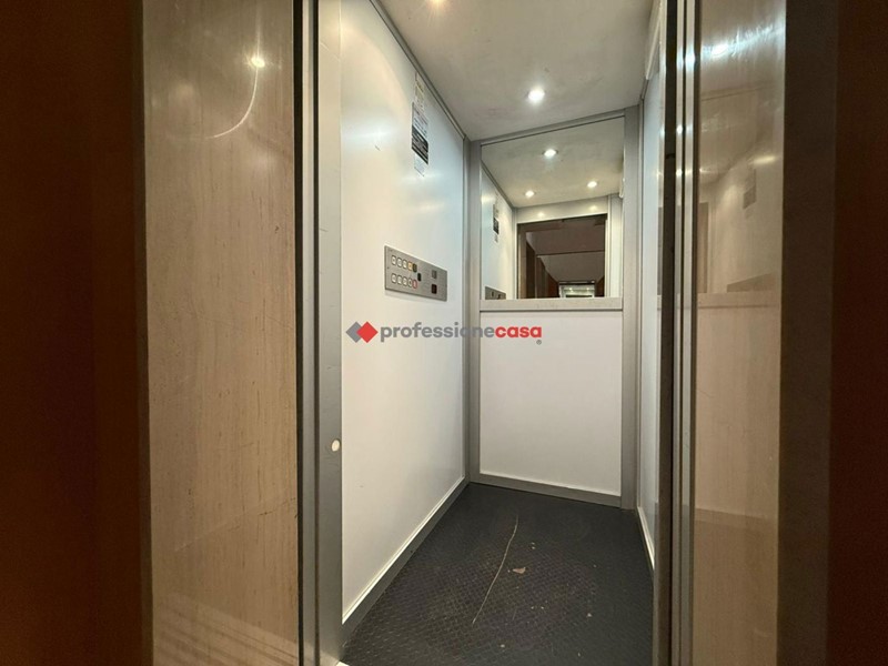 Trilocale in Vendita a Foggia, 159'000&euro;, 83 m², arredato, con Box