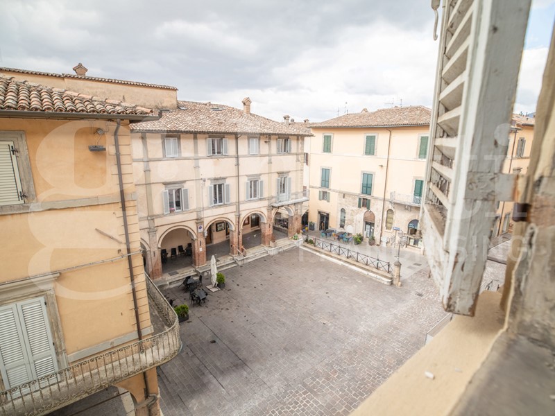 Appartamento in Vendita a Gubbio, 230'000&euro;, 100 m²