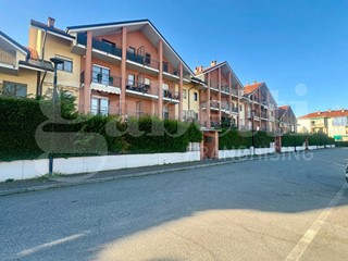 Trilocale in Vendita a La Loggia, 138'000&euro;, 70 m², arredato, con Box