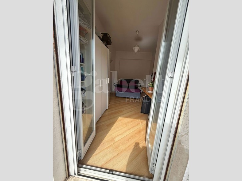 Bilocale in Vendita a Roma, 269'000&euro;, 55 m²