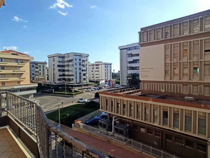 Quadrilocale in Vendita a Oristano, 140'000&euro;, 160 m², con Box