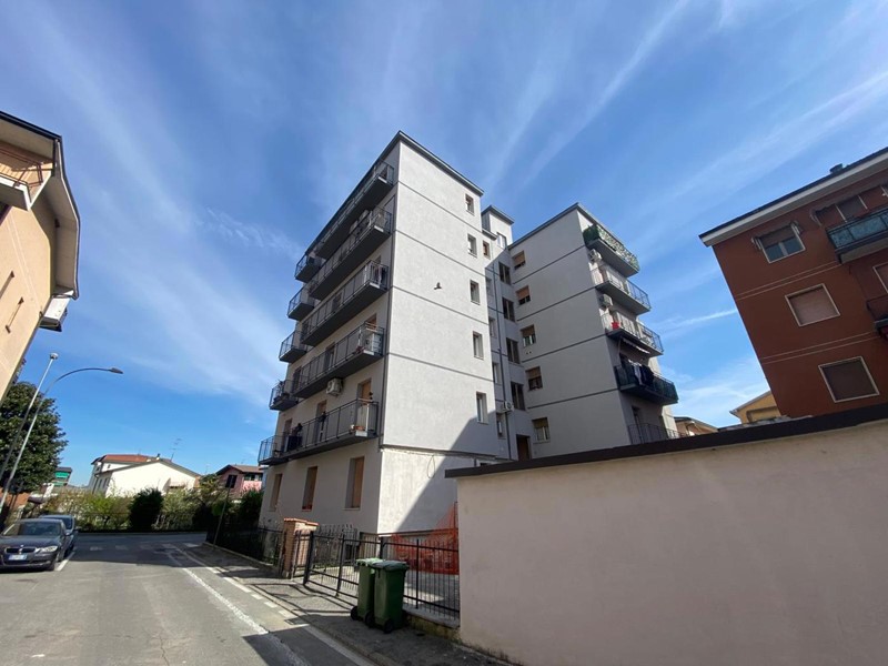 Bilocale in Vendita a Sordio, 95'000&euro;, 68 m²