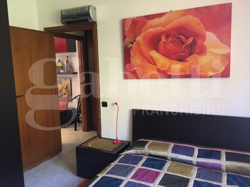 Bilocale in Vendita a Lerici, 270'000&euro;, 50 m², arredato