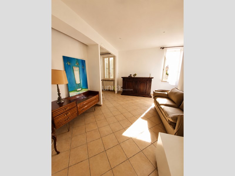 Quadrilocale in Vendita a Jesi, 220'000&euro;, 110 m², con Box