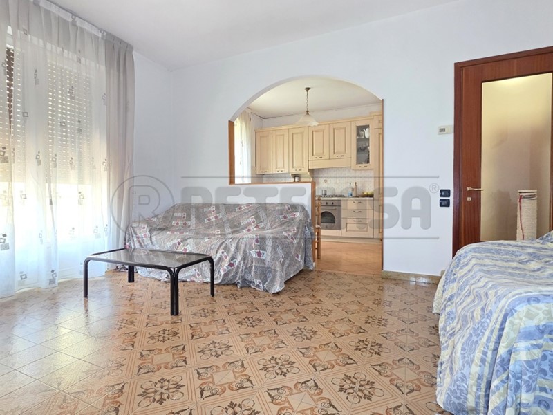 Appartamento in Vendita a Valdagno, zona S. Quirico, 90'000&euro;, 95 m², con Box