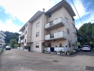Quadrilocale in Vendita a Manoppello, zona Scalo, 70'000&euro;, 66 m²