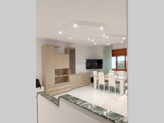 Quadrilocale in Vendita a Trapani, zona Via Salemi , 165'000&euro;, 120 m²