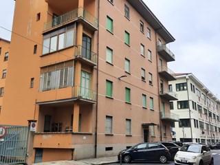 Appartamento in Vendita a Cuneo, 200'000&euro;, 120 m²
