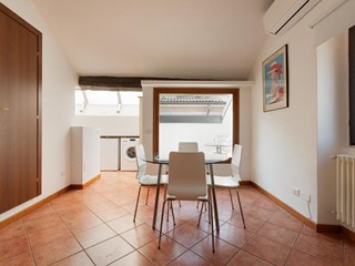 Bilocale in Affitto a Milano, zona Garibaldi, 1'200&euro;, 42 m², arredato