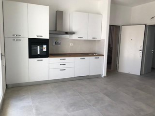 Bilocale in Affitto a Ponsacco, zona Val di Cava, 850&euro;, 60 m², arredato