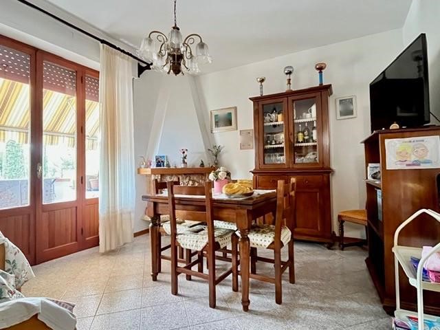 Appartamento in Vendita a Asciano, 230'000&euro;, 145 m², con Box
