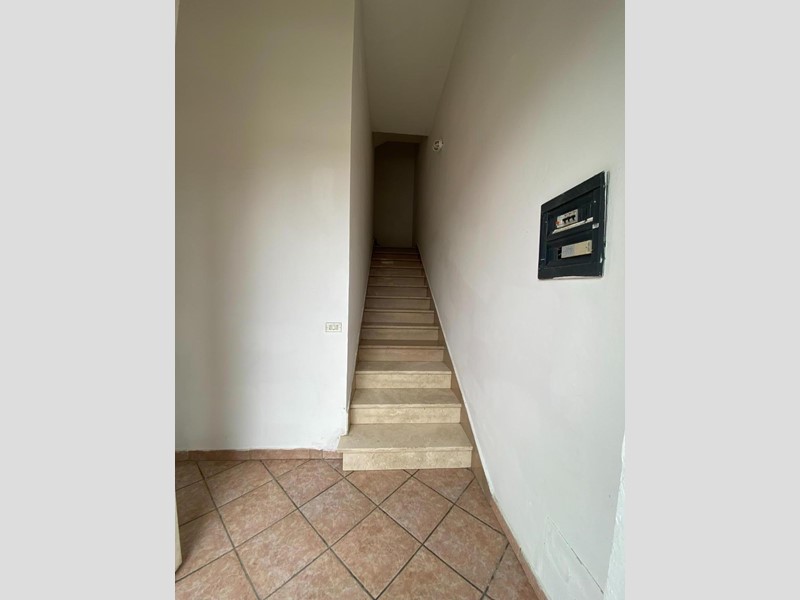 Appartamento in Vendita a Carmignano, zona Seano, 440'000&euro;, 384 m², arredato