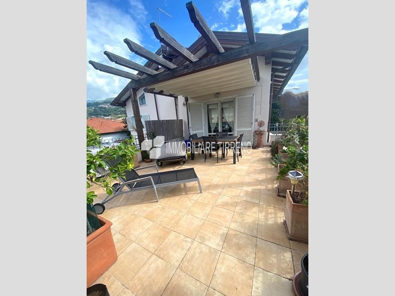 Quadrilocale in Vendita a Massa, 345'000&euro;, 96 m²