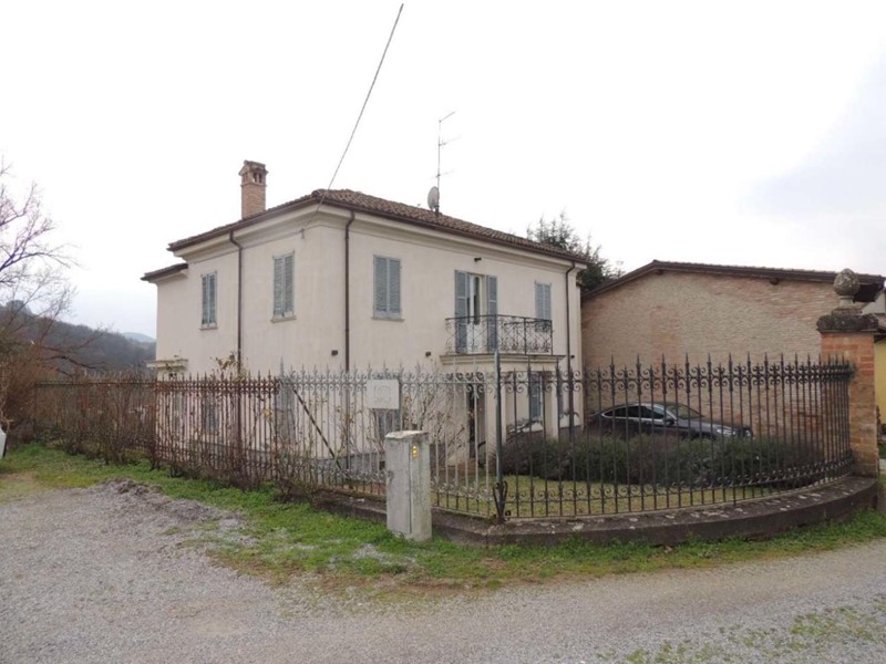 Appartamento in Vendita a Codevilla, 142'875&euro;, 328 m²