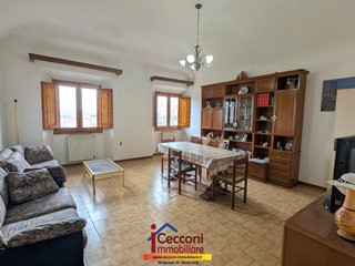 Appartamento in Vendita a Empoli, 200'000&euro;, 200 m², arredato