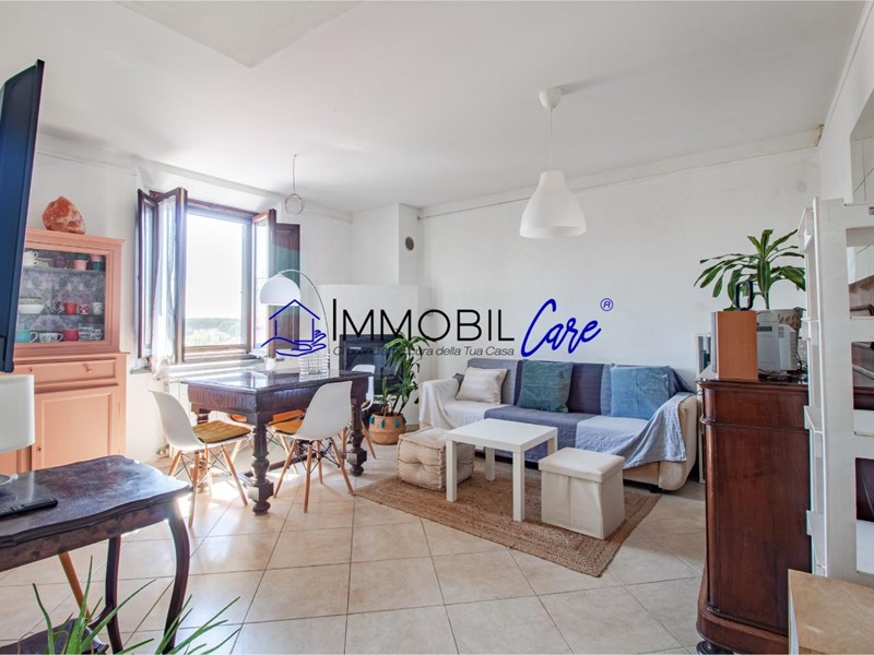 Trilocale in Vendita a Collesalvetti, zona Vicarello, 155'000&euro;, 110 m²