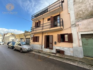Appartamento in Vendita a Miggiano, 65'000&euro;, 86 m²