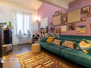Quadrilocale in Vendita a Siena, zona Coroncina, 320'000&euro;, 120 m², arredato
