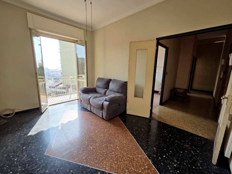 Appartamento in Vendita a Genova, 48'000&euro;, 50 m²